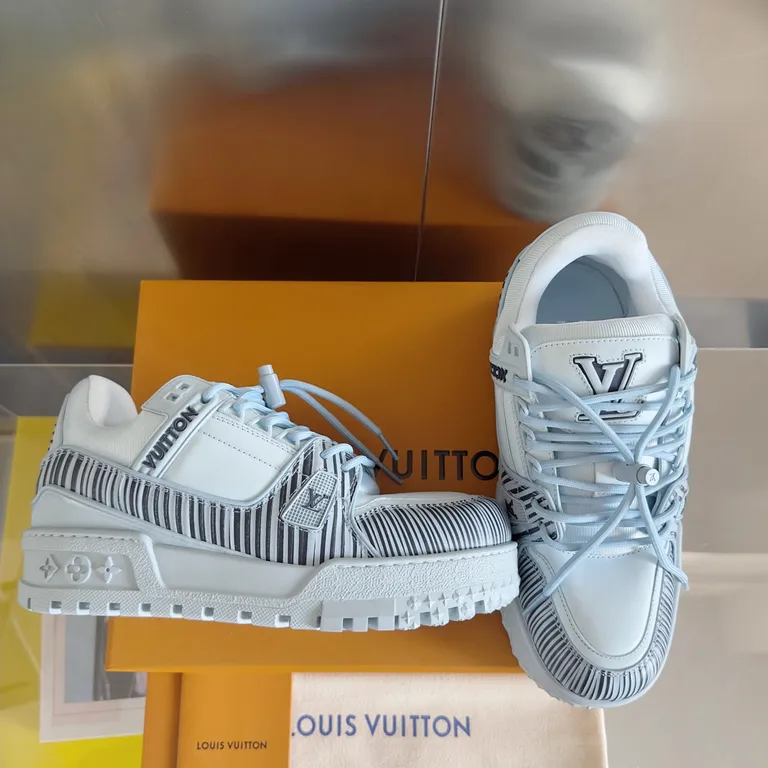 Louis Vuitton Shoe 